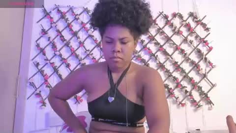 Snapshot of naughty_ebonyy chatting on 07/12/26, 04:03 SASHA online show from 07/12/26, 04:03
