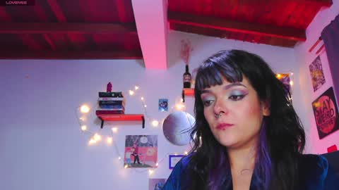 Em  please help me reach 100 thumbs up 3 online show from 01/18/25, 01:30