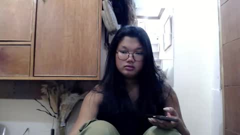 KATE online show from 04/10/26, 10:25