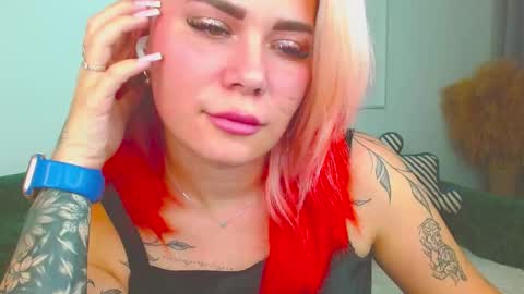 Snapshot of naughty_kittyy1 chatting on 11/08/25, 09:35 Maria online show from 11/08/25, 09:35