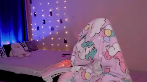 Snapshot of naughty_mablee chatting on 06/14/26, 02:24 Mable online show from 06/14/26, 02:24