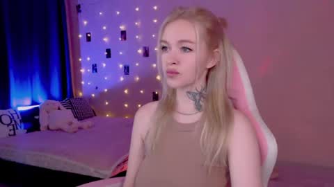 Snapshot of naughty_mablee chatting on 06/15/26, 12:57 Mable online show from 06/15/26, 12:57
