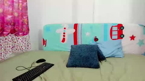 Snapshot of naughty_madisson chatting on 10/09/25, 01:09 Madison online show from 10/09/25, 01:09