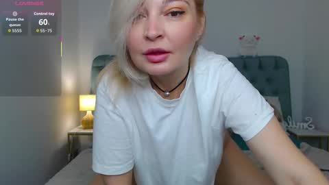 Milena  online show from 12/03/25, 07:49