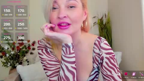 Milena  online show from 03/10/26, 02:55