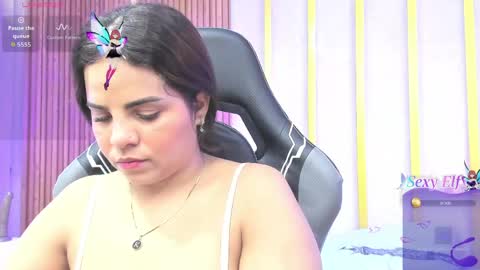 Stefany online show from 05/07/26, 02:06