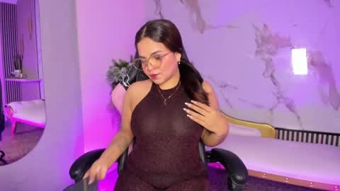 Stefany online show from 05/20/26, 01:45