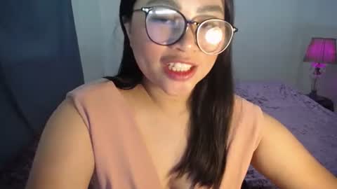 Snapshot of naughtyandsweetx chatting on 03/21/26, 03:04 May online show from 03/21/26, 03:04