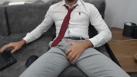 naughty pervert masterboy online show from 01/12/25, 10:43