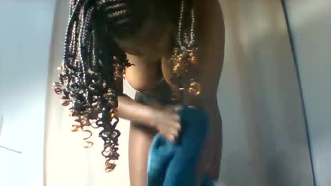 Snapshot of naughtybaddie9 chatting on 02/17/26, 01:35 Naughtybaddie online show from 02/17/26, 01:35