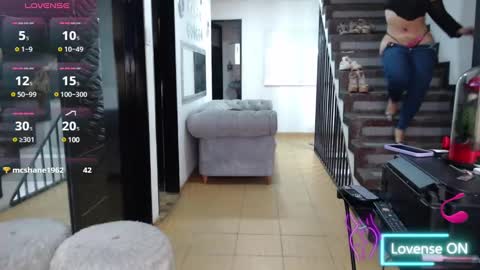 Mariana online show from 03/08/25, 02:19