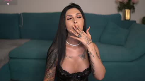 Snapshot of naughtycleo chatting on 07/16/26, 03:23 cleo online show from 07/16/26, 03:23