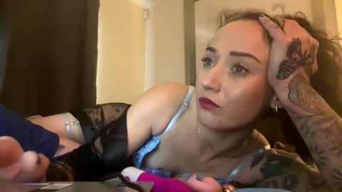 naughtycoupleweare online show from 07/25/26, 05:16