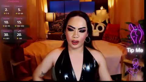 Snapshot of naughtyfridah chatting on 06/28/26, 04:57 naughtyfridah online show from 06/28/26, 04:57