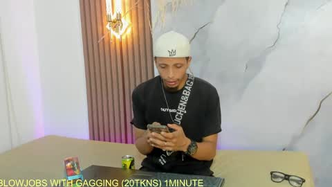 naughtyfusion_os online show from 05/01/26, 12:43
