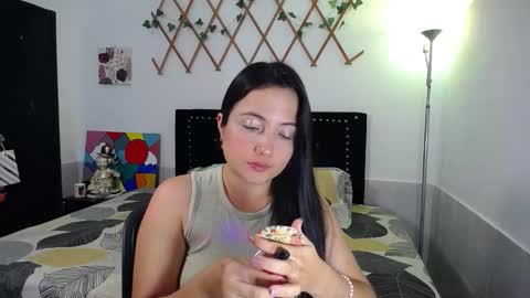 Valeria  online show from 03/25/26, 08:37