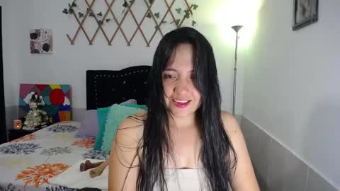 Valeria  online show from 05/05/26, 03:25