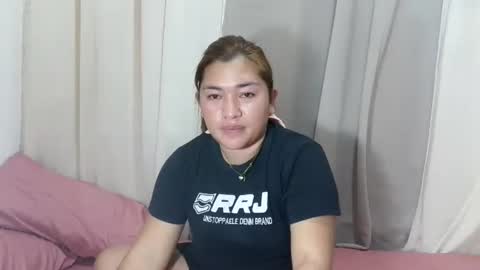 naughtyhotmama68319 online show from 06/04/26, 11:38