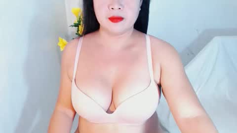 naughtyhotshirley online show from 04/01/26, 08:48