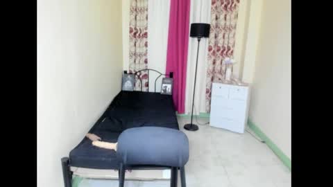 naughtyjanela online show from 04/15/26, 11:50