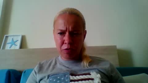 Snapshot of naughtyjennyblondeuk chatting on 04/16/26, 01:56 naughtyjennyblondeuk online show from 04/16/26, 01:56