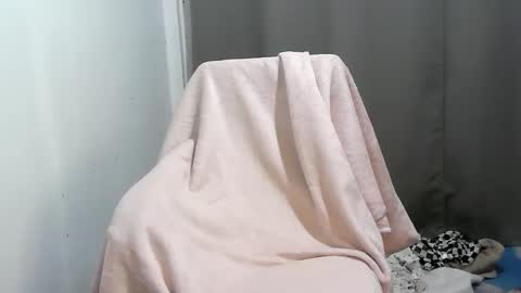 Snapshot of naughtyjoy690 chatting on 10/21/25, 03:07 naughtyjoy690 online show from 10/21/25, 03:07