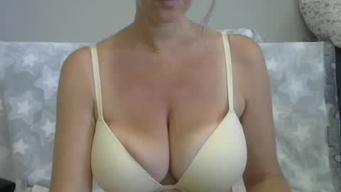 Chris online show from 07/06/26, 06:43