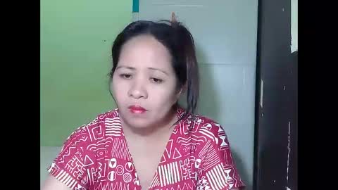 Snapshot of naughtymom26 chatting on 10/11/25, 10:14 naughtymom26 online show from 10/11/25, 10:14