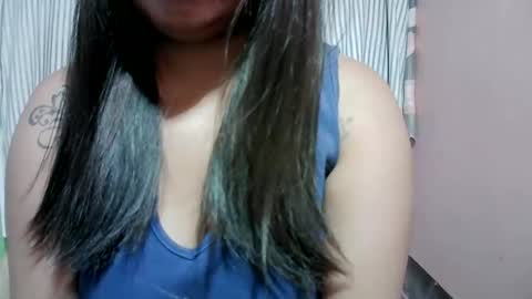 naughtymom_33 online show from 02/03/26, 06:40