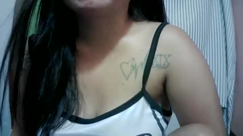 naughtymom_33 online show from 03/30/26, 05:36