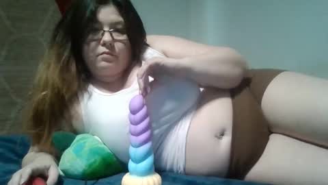 Snapshot of naughtynatalie1988x chatting on 05/09/26, 09:20 Natalie online show from 05/09/26, 09:20
