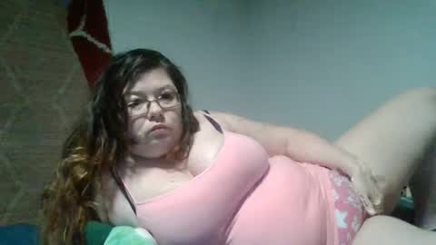 Snapshot of naughtynatalie1988x chatting on 06/23/26, 01:58 Natalie online show from 06/23/26, 01:58