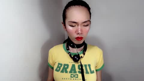 Snapshot of naughtypetiteangel chatting on 11/24/25, 11:48 naughtypetiteangel online show from 11/24/25, 11:48