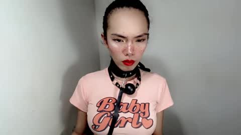 Snapshot of naughtypetiteangel chatting on 11/25/25, 09:48 naughtypetiteangel online show from 11/25/25, 09:48