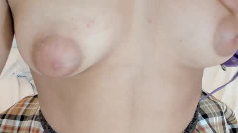 Snapshot of naughtyrose_vc chatting on 04/24/26, 12:35 naughtyrose vc online show from 04/24/26, 12:35