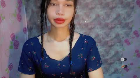Snapshot of naughtysunshinepinay chatting on 06/23/26, 11:14 Celine online show from 06/23/26, 11:14