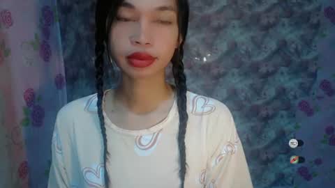 Snapshot of naughtysunshinepinay chatting on 06/28/26, 10:49 Celine online show from 06/28/26, 10:49