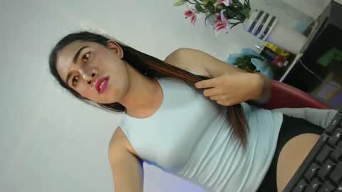 naughtywildvenice online show from 02/14/25, 10:59