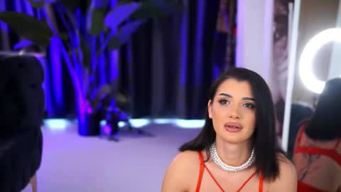 Chloe online show from 02/11/26, 07:46