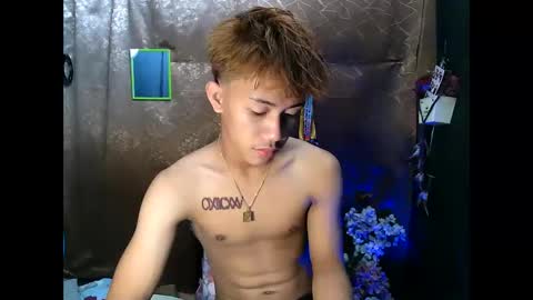 Loy online show from 09/22/25, 02:57