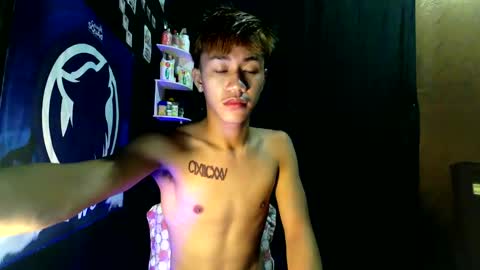 Loy online show from 10/26/25, 03:51