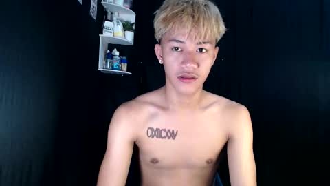 Loy online show from 12/01/25, 02:38