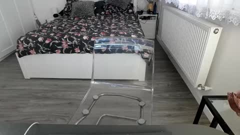 Snapshot of nauty_leila chatting on 01/24/25, 09:49 KimBeee online show from 01/24/25, 09:49