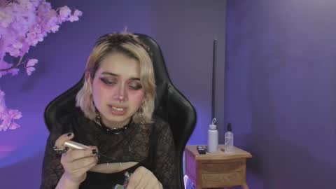 Navier  online show from 10/27/25, 01:04