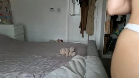 Snapshot of navyrayne chatting on 06/02/26, 01:13 Navyrein online show from 06/02/26, 01:13