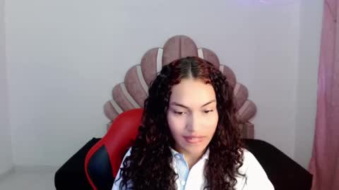 naya_fox1 online show from 12/13/25, 07:53