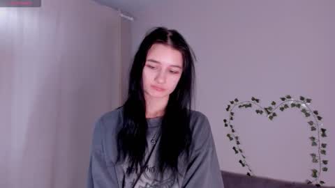 Kira online show from 02/25/26, 08:02