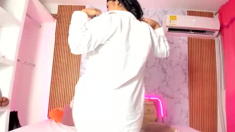 nayara online show from 04/06/26, 04:46