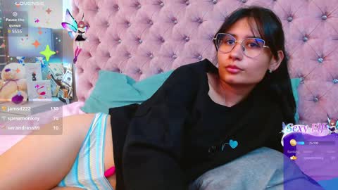 Naye  online show from 01/28/25, 07:00