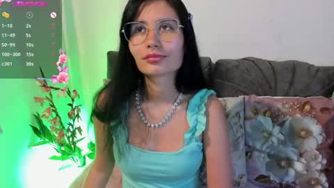 Naye  online show from 07/17/26, 04:52